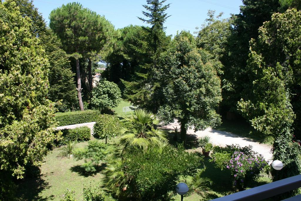 Albergo Da Siro Misano Adriatico Extérieur photo