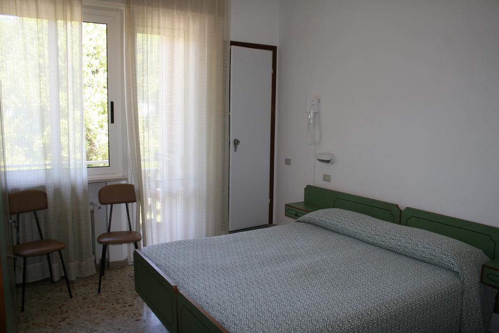 Albergo Da Siro Misano Adriatico Chambre photo