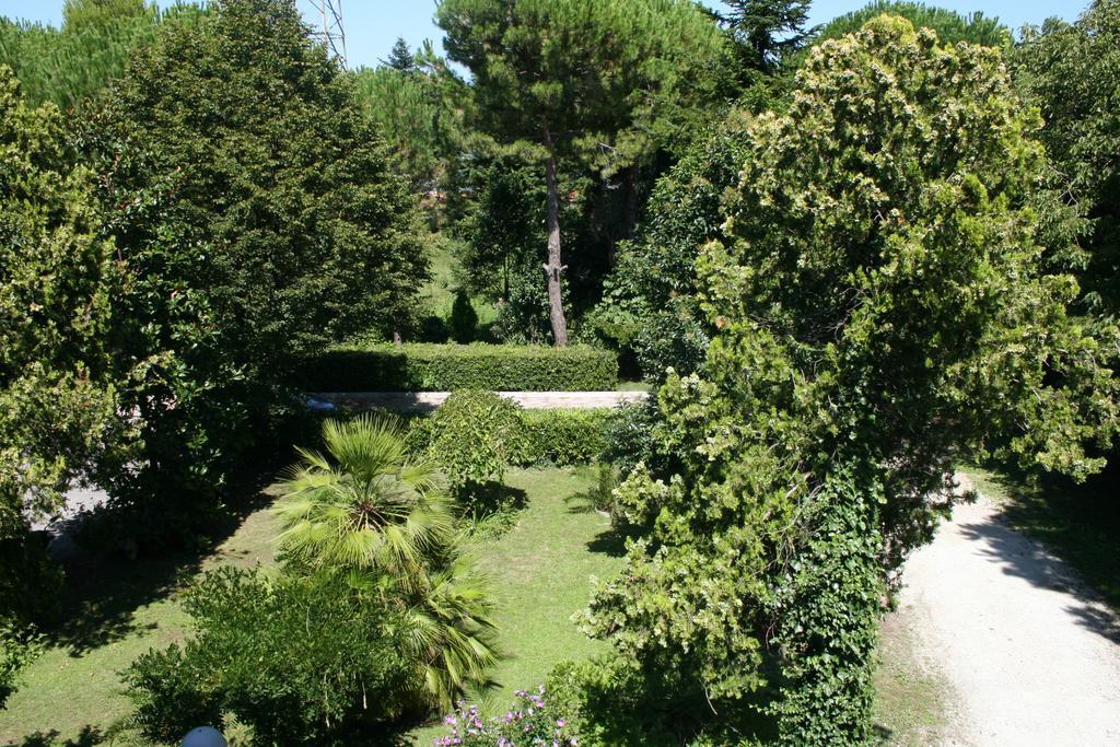 Albergo Da Siro Misano Adriatico Extérieur photo
